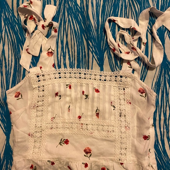 Cropped cami top - Picture 3 of 4